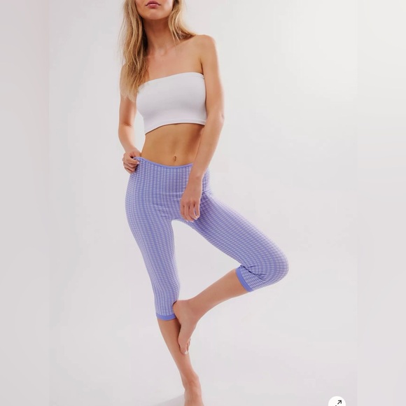Free People Intimately Periwinkle Gingham Capri Leggings NWT L/XL - Picture 3 of 8